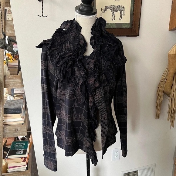 Issey Miyake Tops - ISSEY MIYAKE Ruffle Plaid Lightweight Blazer S
